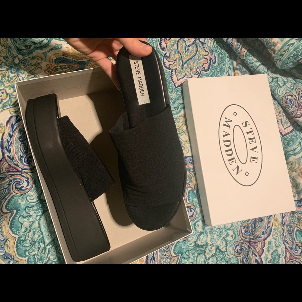 Steve Madden Slinky